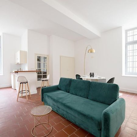 Superbe Appartement Avec Cour Dans La Bastide カルカソンヌ エクステリア 写真